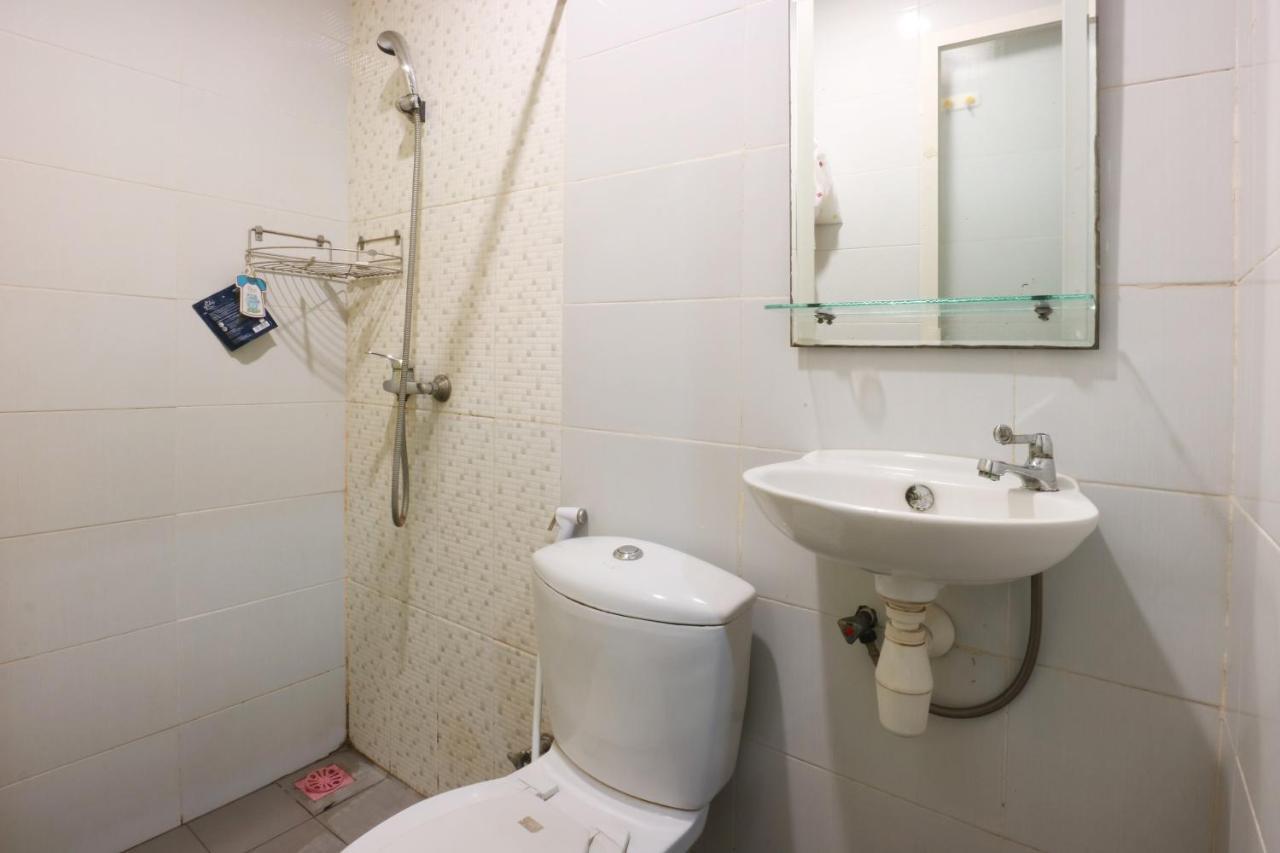 Oranje Gasthuis Hotell Surabaya Exteriör bild